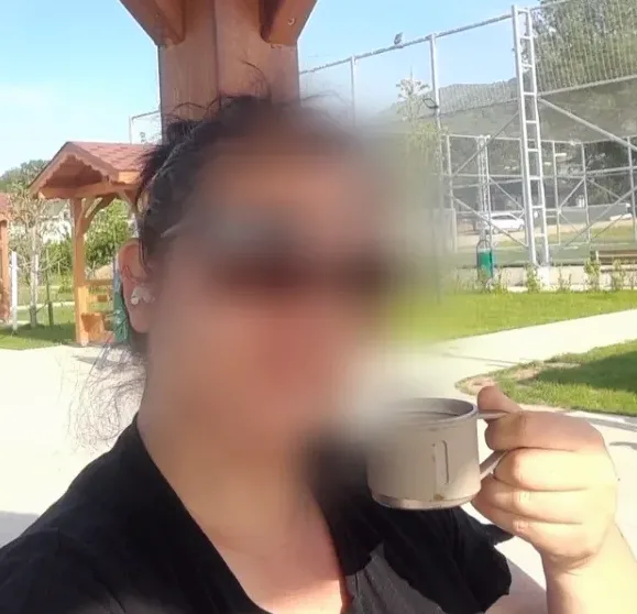 Elif, 34