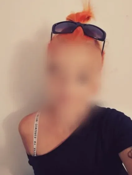 Nadia, 35