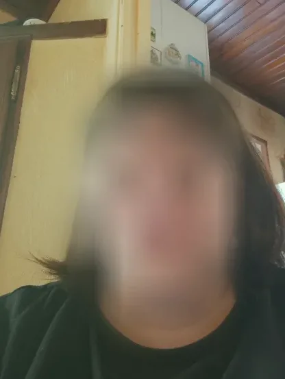 Sara, 39